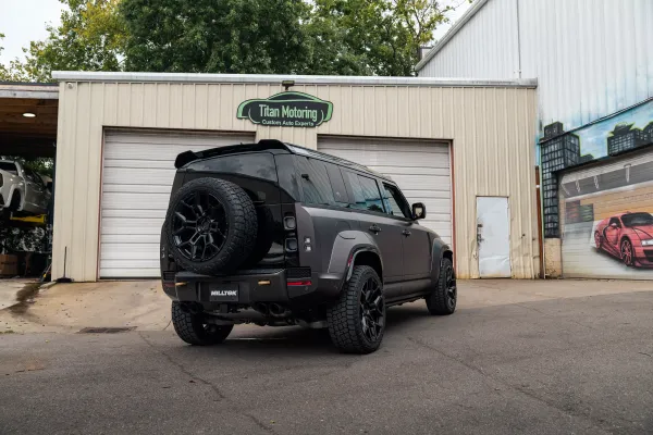 Nürburgring proven. Off-road ready. Nürburgring proven. Off-road ready.