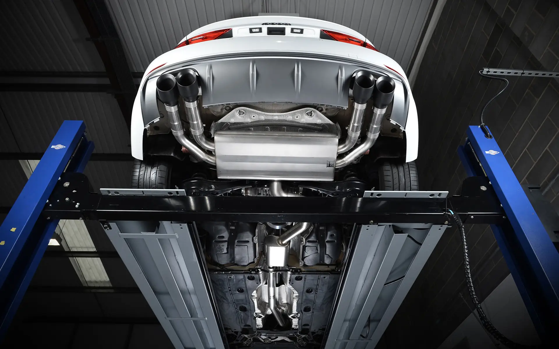 Milltek Non-Resonated Race Cat-Back Exhaust | Audi 8V S3 2.0 TFSI - Cerakote Black Tips